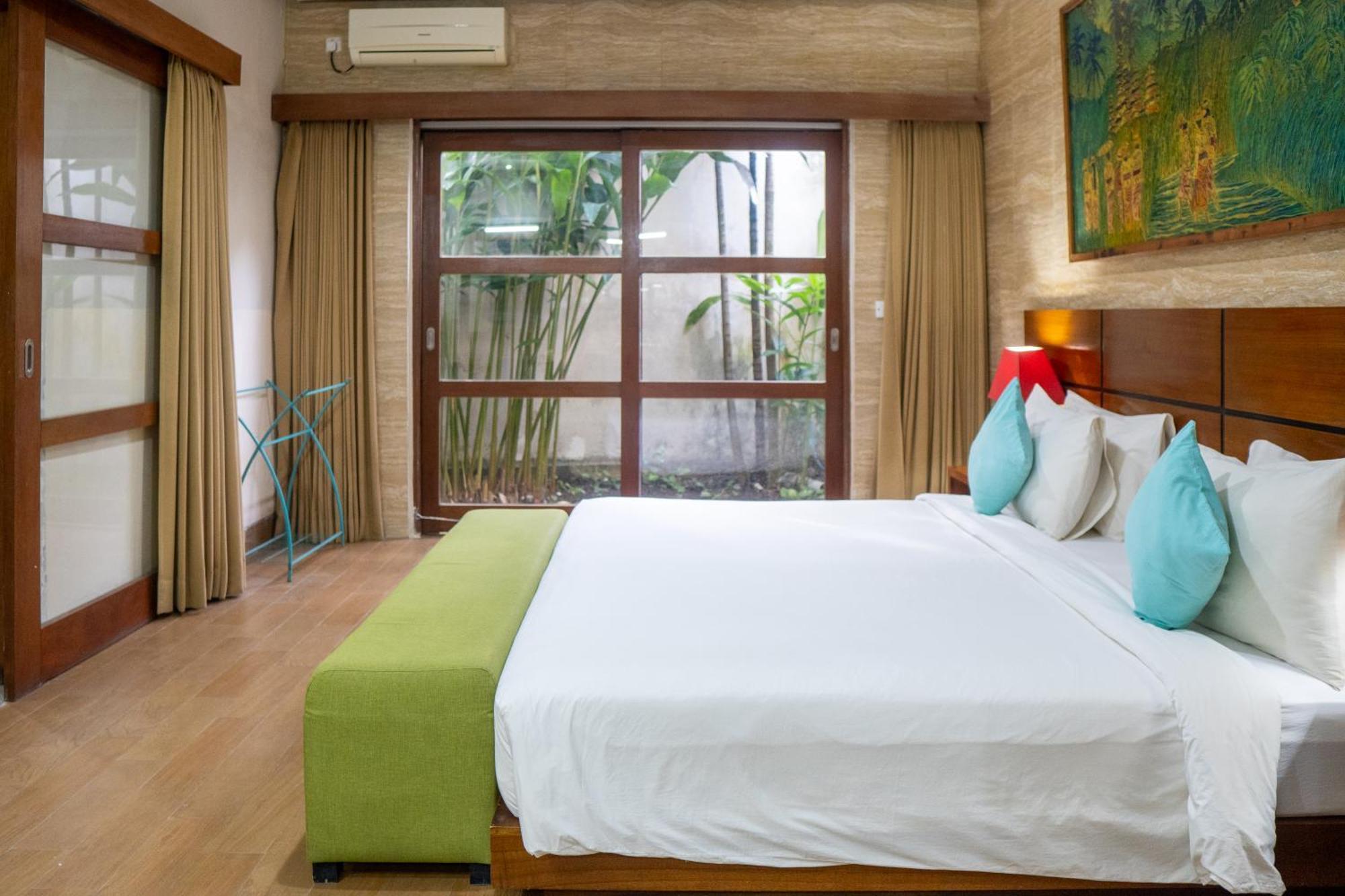 The Green Zhurga Suite Kerobokan Exteriér fotografie
